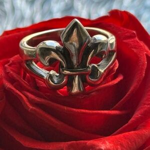Silver Fleur-de-Lis Ring